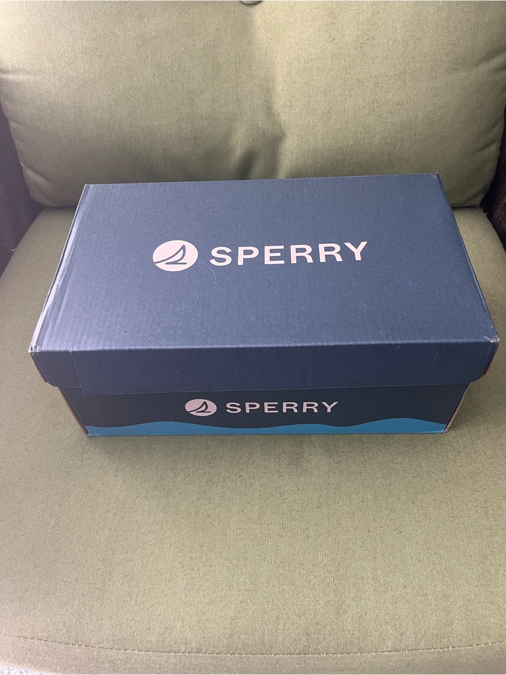 Sperry Dark Blue and Light Blue Branded Accessory Box